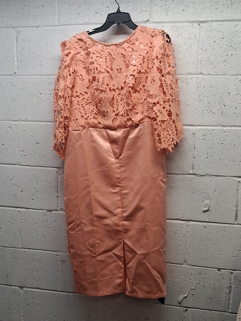 NWT Womens Xpluswear Lace Bodice Peach Sheath Dress - Women